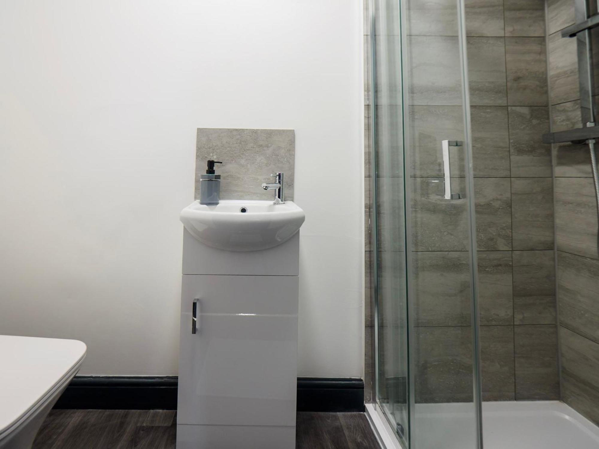 Chatham Lodge Family Room 2 Ensuite Stoke-on-Trent Buitenkant foto